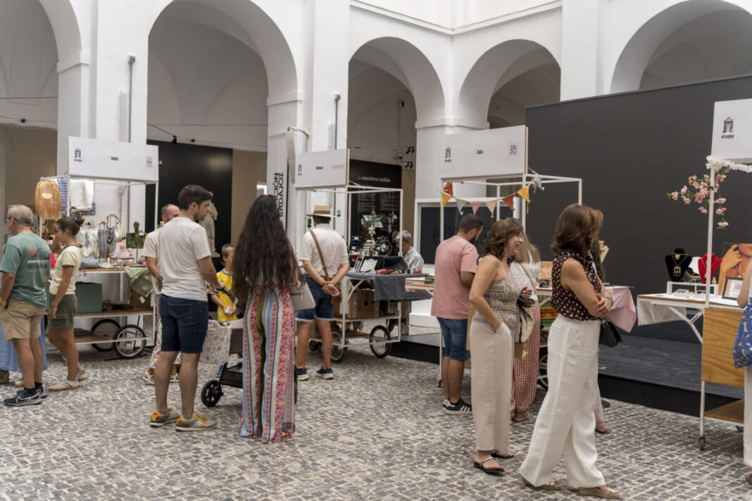 El Mercado de Productos Locales de Badajoz reúne a 22 expositores